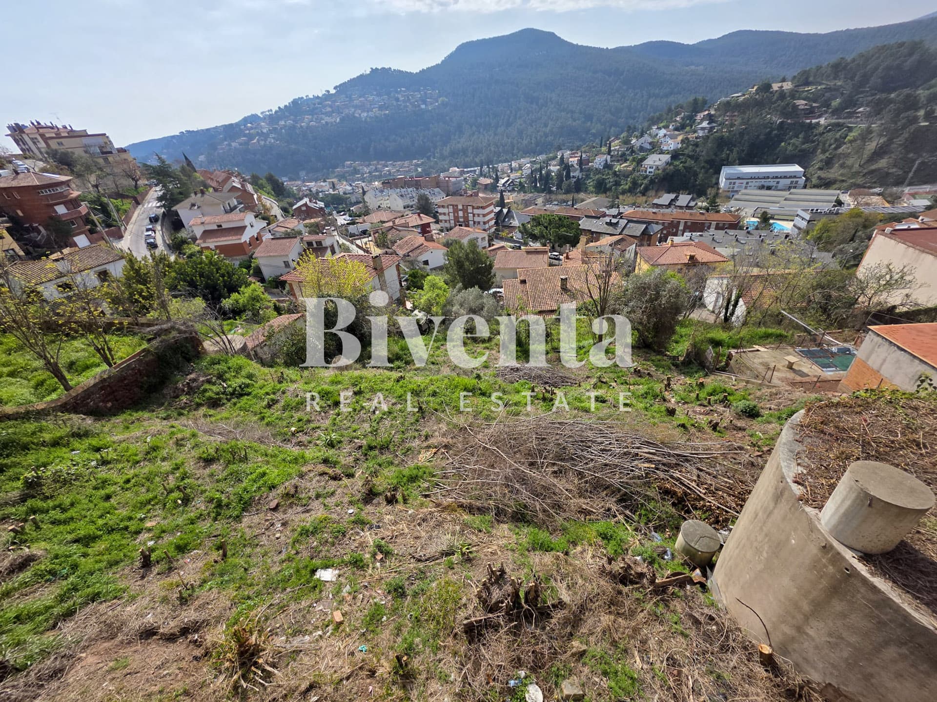 Imatge de Vistes infinites al cor de Corbera: solar urbà per a la casa dels teus somnis