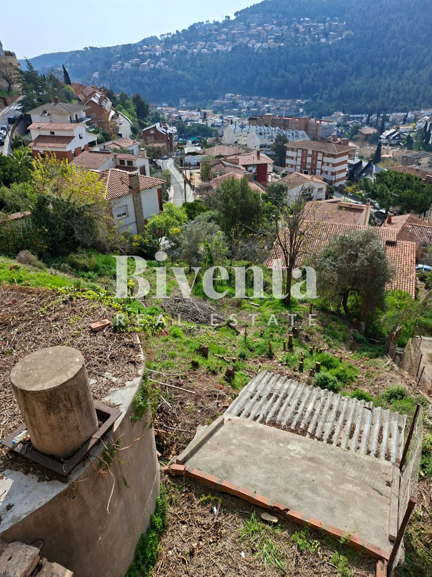 Imatge de Vistes infinites al cor de Corbera: solar urbà per a la casa dels teus somnis